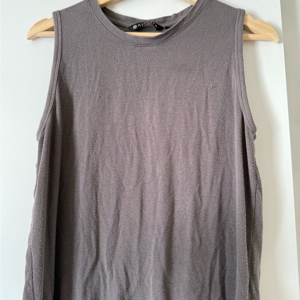 Athleta Ribbed Gray Top - Picture 2 of 7